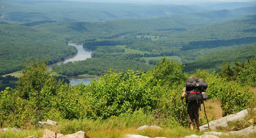 backpacking summer camp for teens near philadelphia 